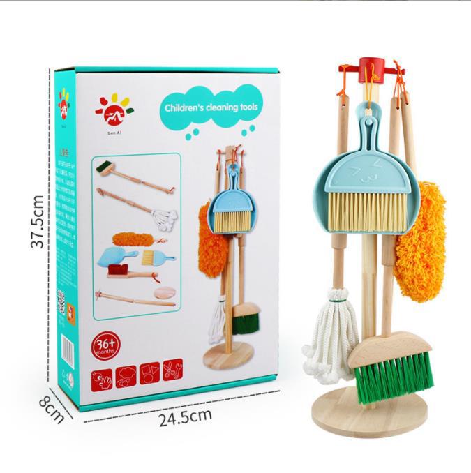 Wooden Clean Up Role Play Set